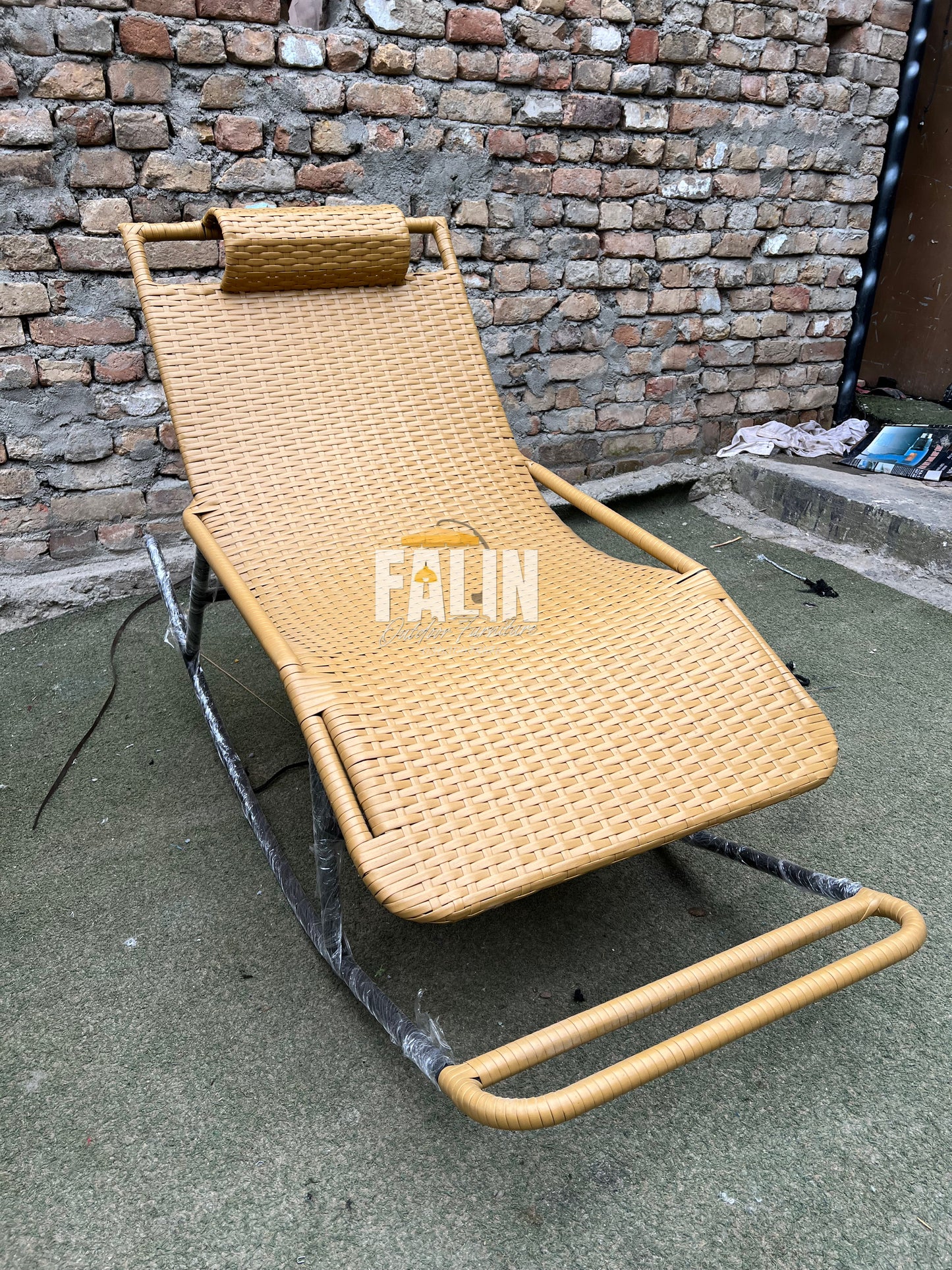 🪑 Rocking Rope Chair