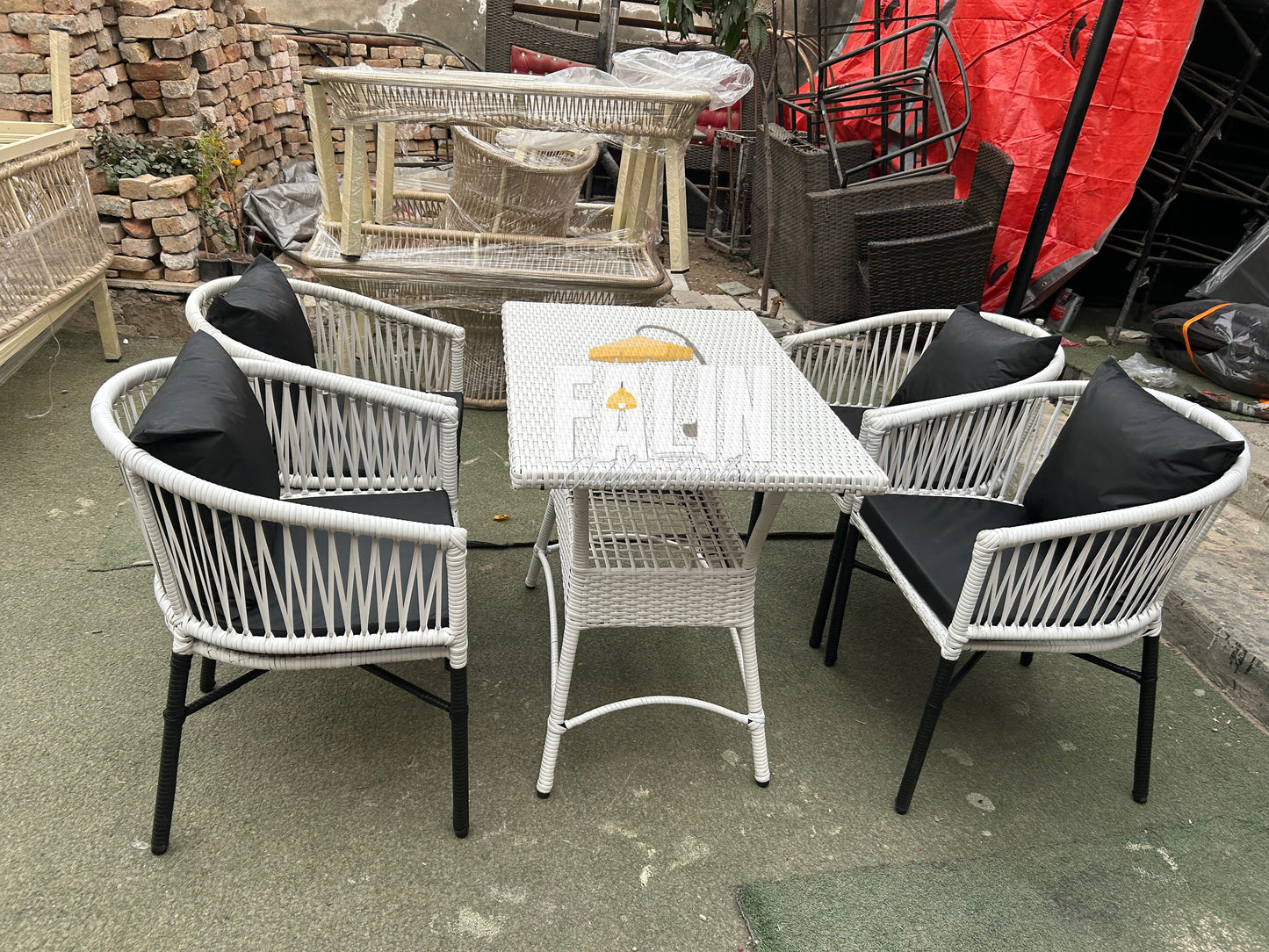 🌿 zigzag Rattan Outdoor Rope Dining Set – 4 Seater 🌿